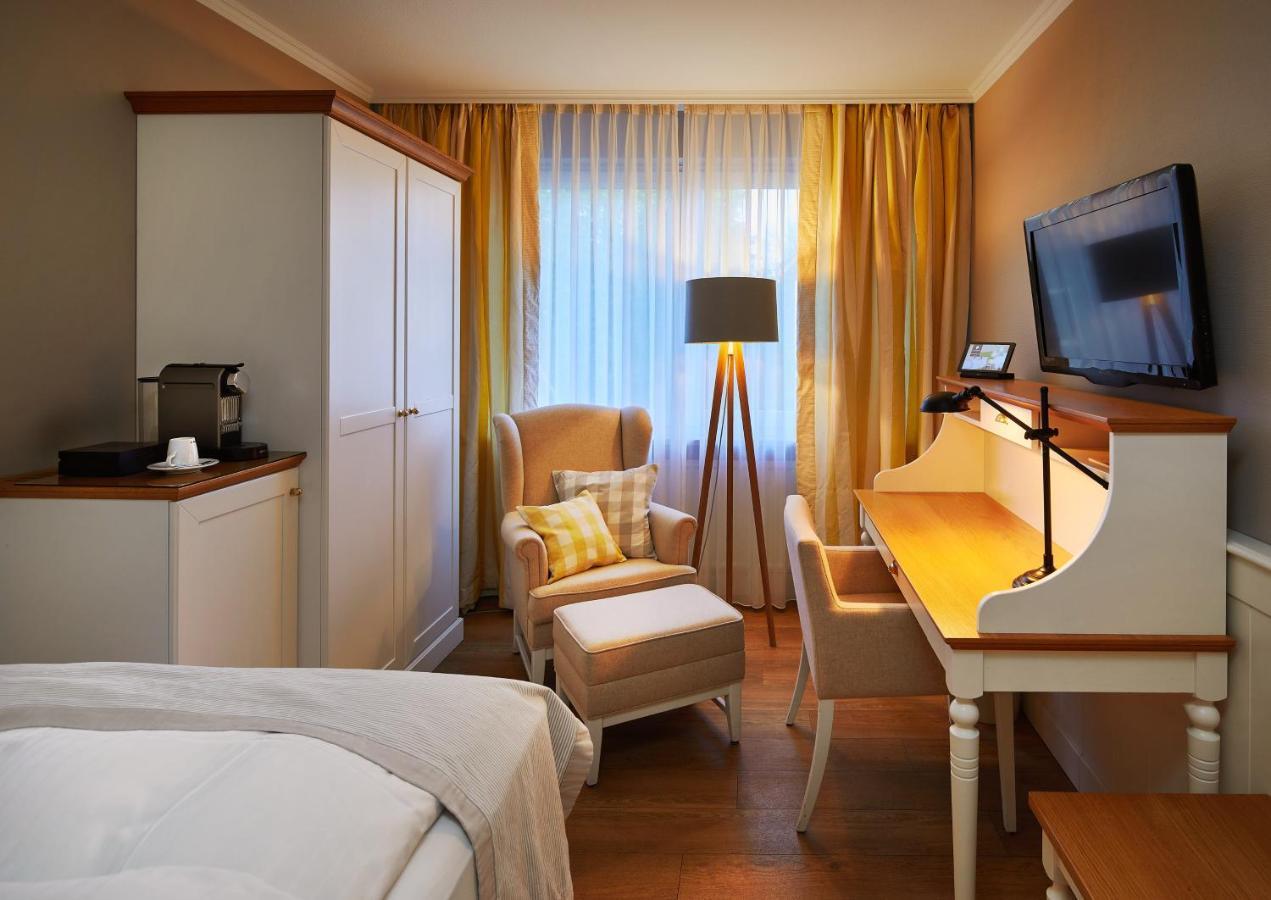 Fuchsbau Romantik & Restaurant & Fox Bar 4* Timmendorfer Strand